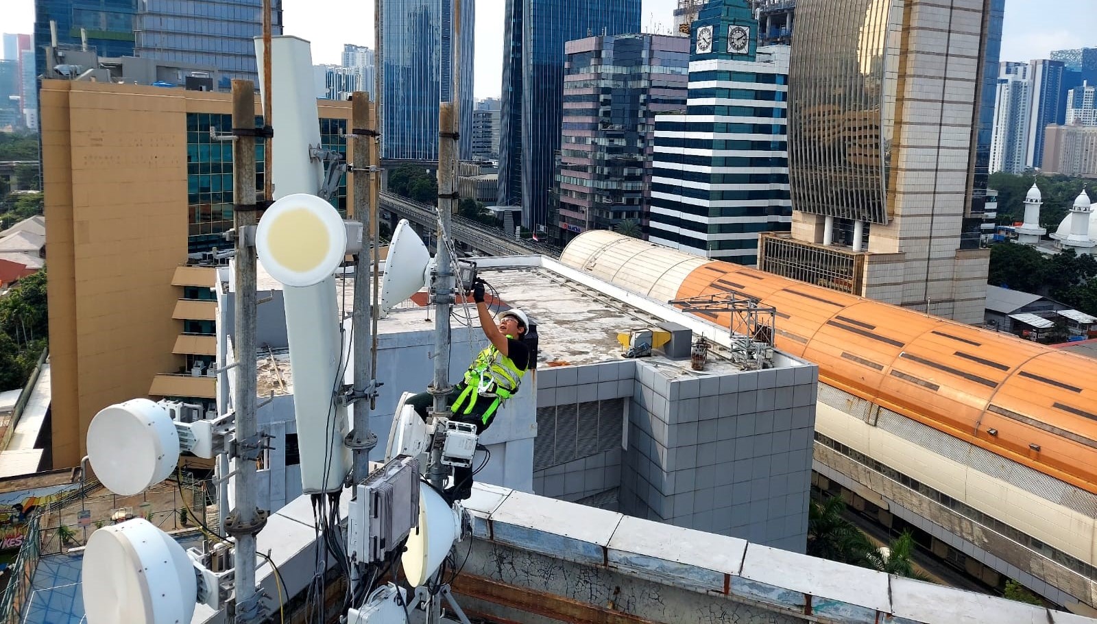 XL Axiata Pastikan Sinyal 4G Miliknya Tersedia Di Seluruh Jalur LRT